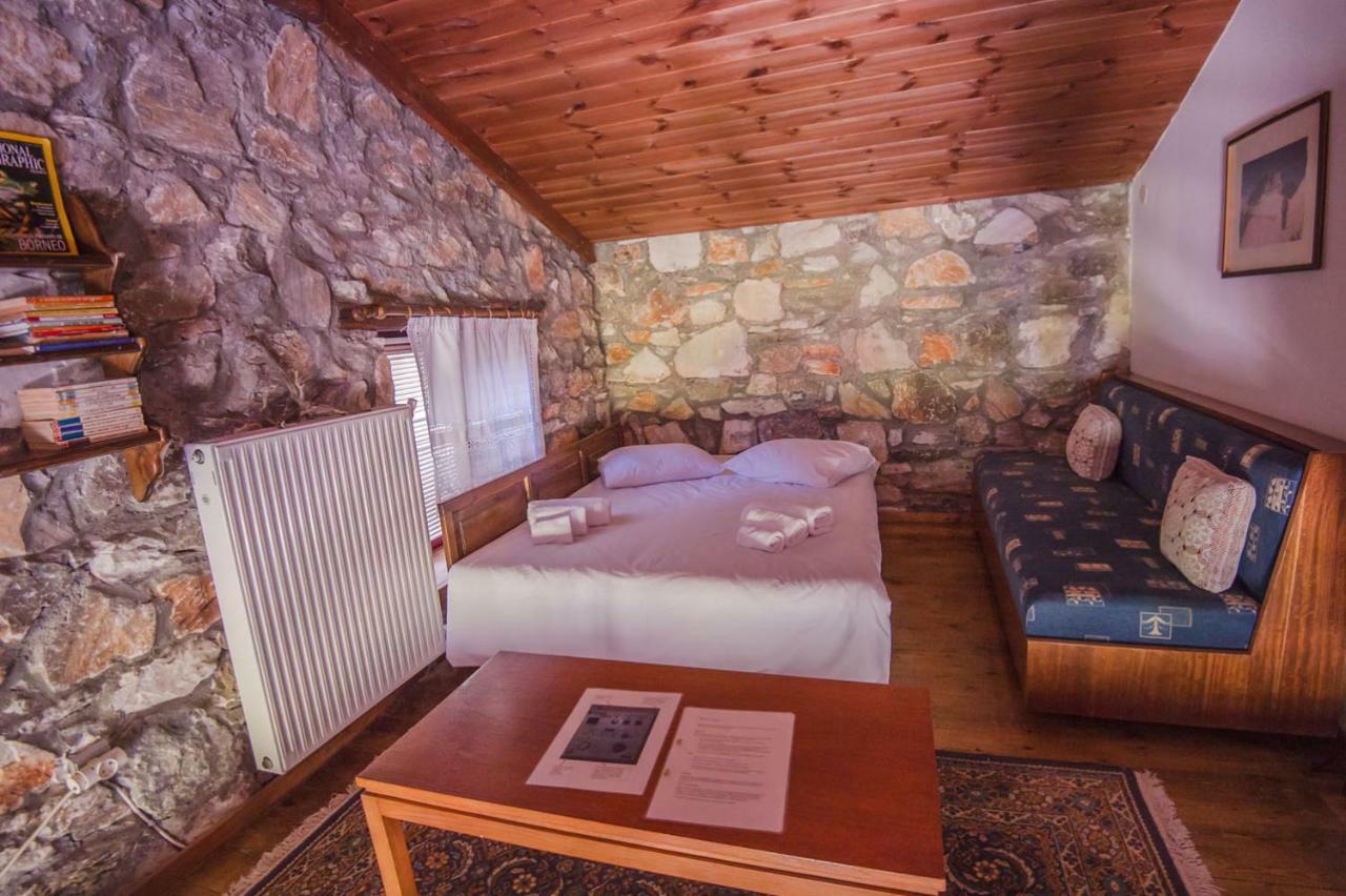 Stonehouse 2 Bedroom Chalet On Olympus Amazing View Pétra Zewnętrze zdjęcie