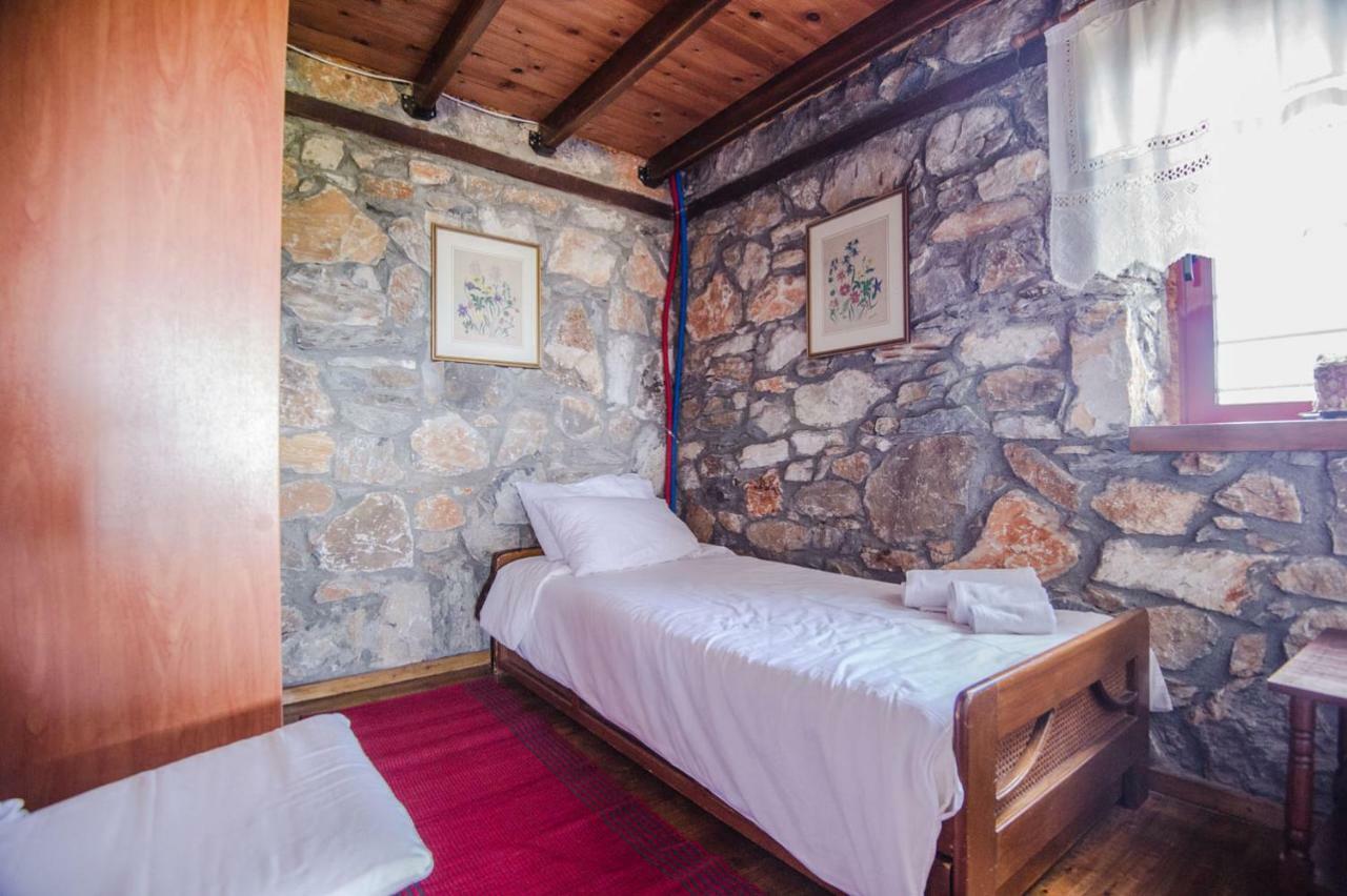 Stonehouse 2 Bedroom Chalet On Olympus Amazing View Pétra Zewnętrze zdjęcie
